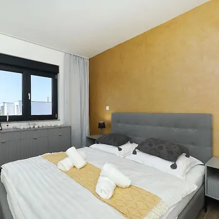 Good Vibes With Heated Pool Villa *