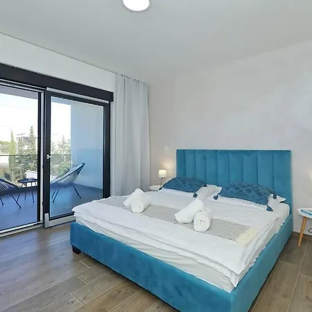 Good Vibes With Heated Pool Villa Vrsi