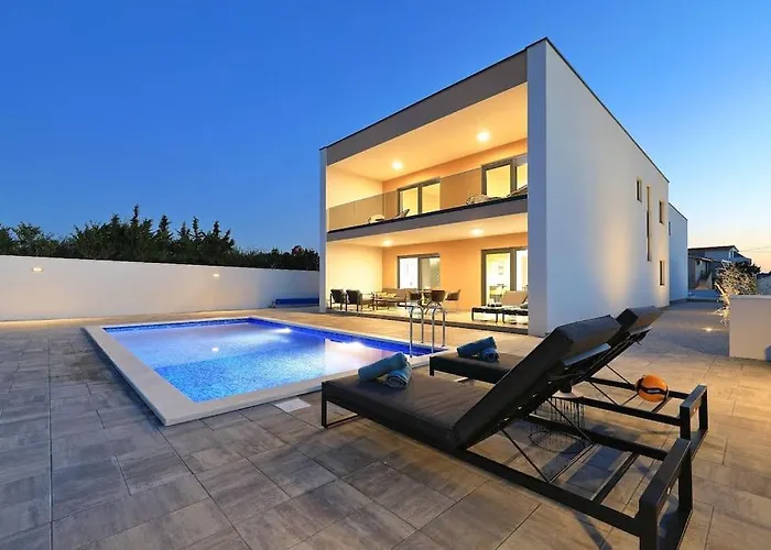 Good Vibes With Heated Pool * Vrsi