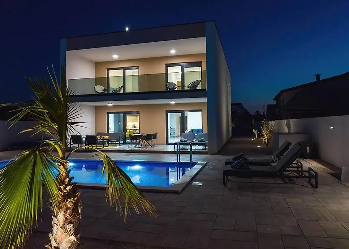 Good Vibes With Heated Pool Villa *