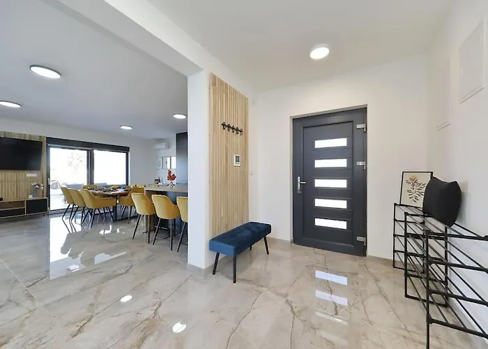 Good Vibes With Heated Pool 沃希