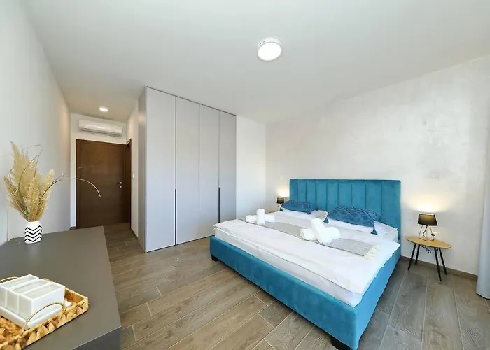 Good Vibes With Heated Pool Villa Vrsi