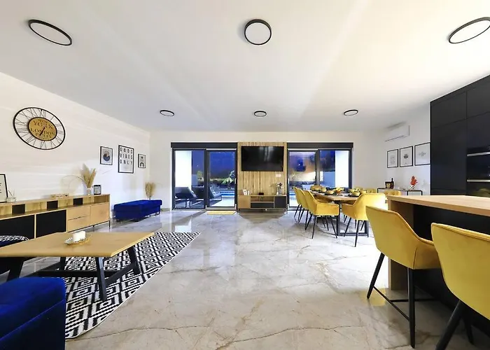 Good Vibes With Heated Pool Villa *