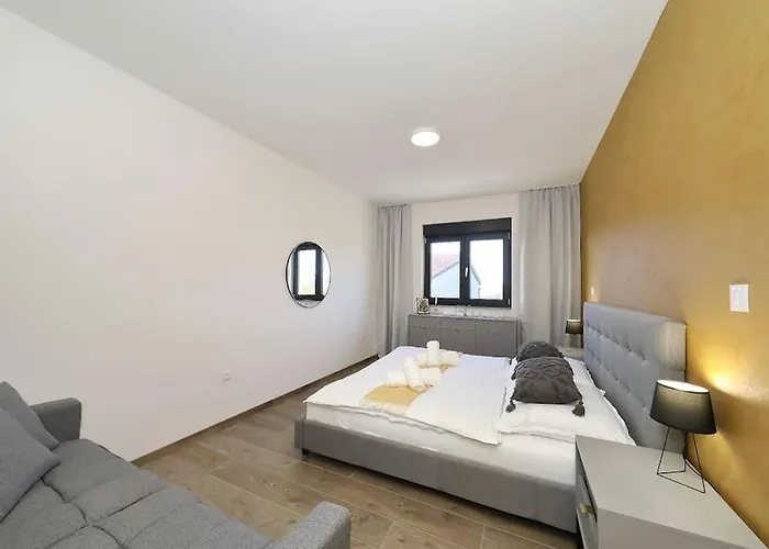 Good Vibes With Heated Pool Villa Vrsi