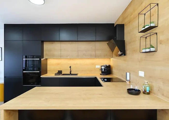 Good Vibes With Heated Pool Vrsi