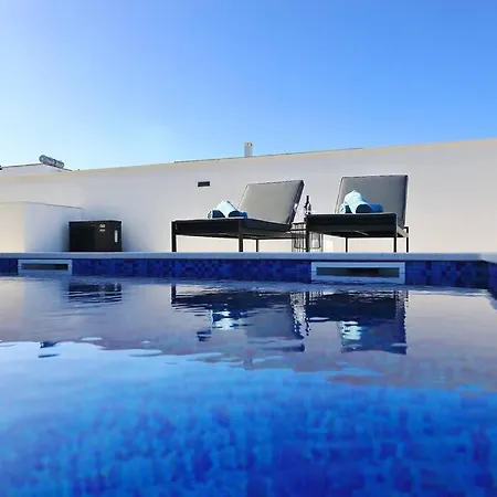 Good Vibes With Heated Pool *