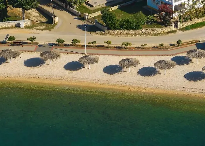 Good Vibes With Heated Pool *